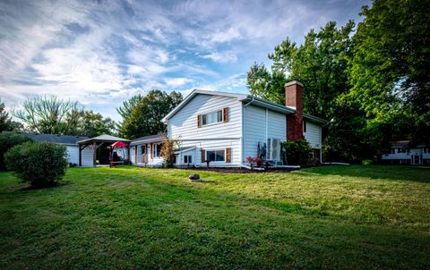 Tiny photo for 22115 Grenadier Drive, Marengo, IL 60152 (MLS # 12558666)
