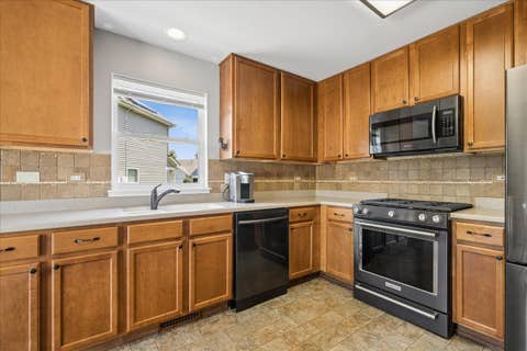 Tiny photo for 1950 Diamond Head Trail, Pingree Grove, IL 60140 (MLS # 12696352)