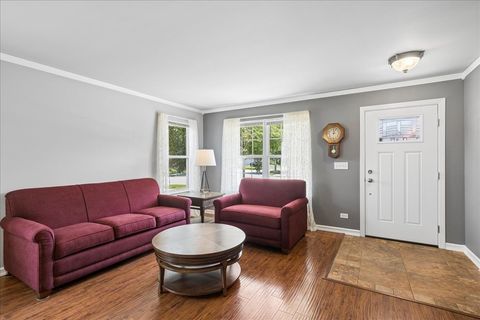 Tiny photo for 1950 Diamond Head Trail, Pingree Grove, IL 60140 (MLS # 12696352)
