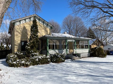 A home in Carpentersville