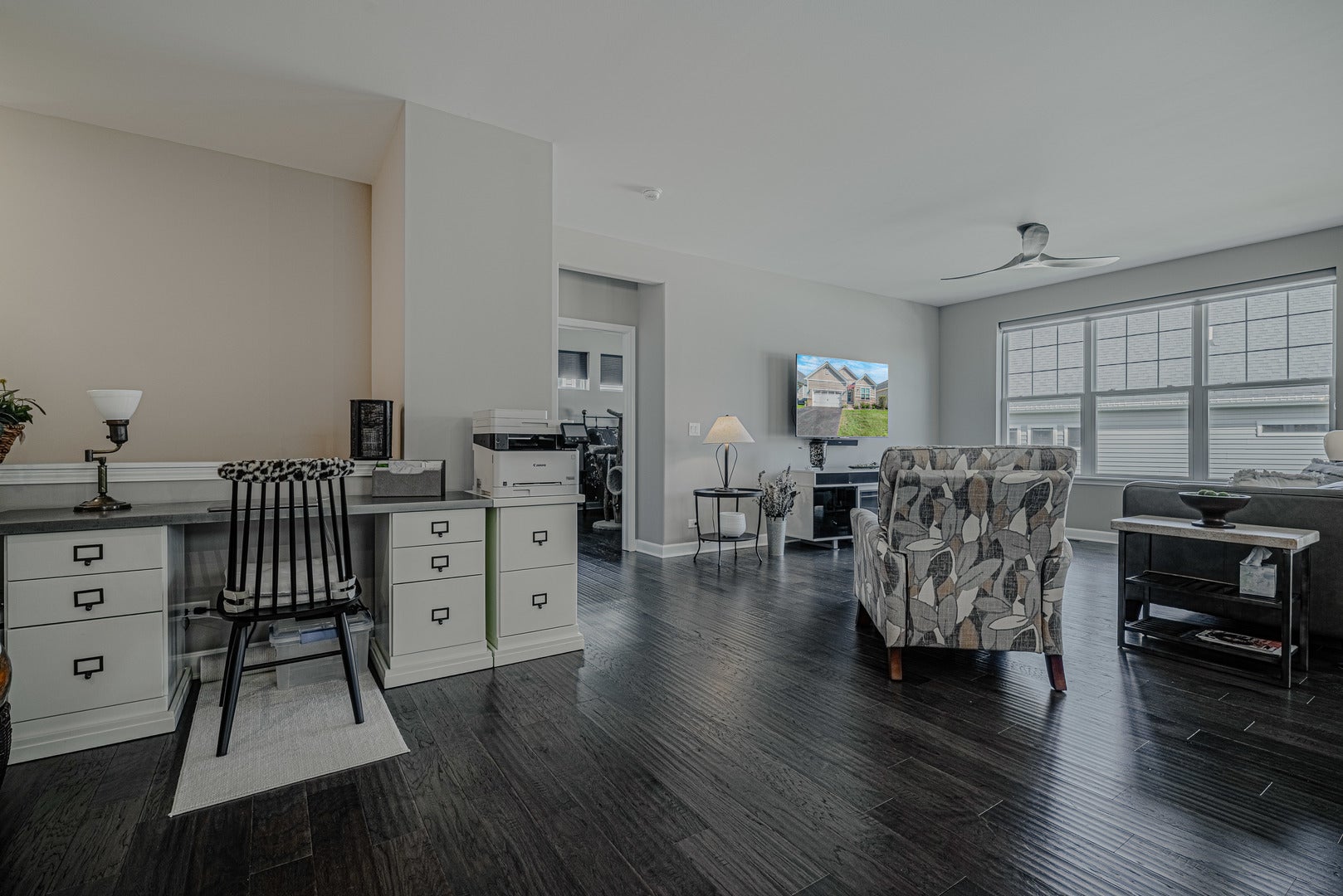 211 N Sunset Lane