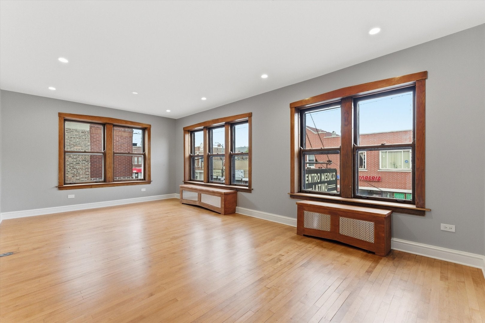 3845 W 26th Street