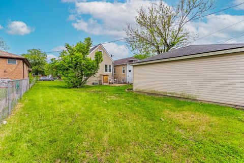 Tiny photo for 1330 Ridgeland Avenue, Berwyn, IL 60402 (MLS # 12556648)