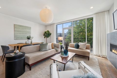 Tiny photo for 2237 N Hoyne Avenue #3N, Chicago, IL 60647 (MLS # 12516548)