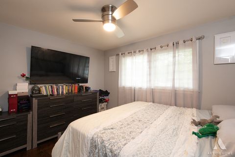 Tiny photo for 15330 Ingleside Avenue, South Holland, IL 60473 (MLS # 12638010)