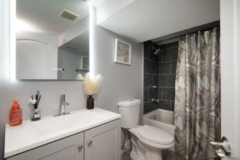 Tiny photo for 15330 Ingleside Avenue, South Holland, IL 60473 (MLS # 12638010)
