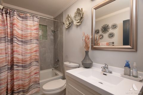 Tiny photo for 15330 Ingleside Avenue, South Holland, IL 60473 (MLS # 12638010)