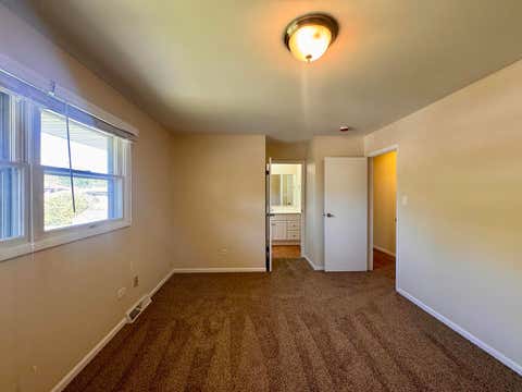 Tiny photo for 19252 Oakwood Avenue, Lansing, IL 60438 (MLS # 12676910)