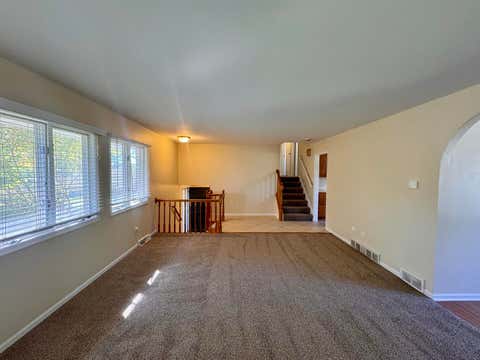 Tiny photo for 19252 Oakwood Avenue, Lansing, IL 60438 (MLS # 12676910)