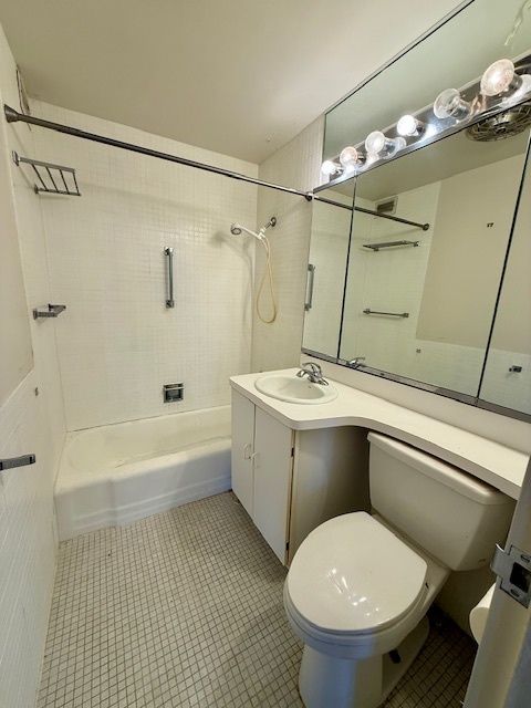 Tiny photo for 400 E Randolph Street #904, Chicago, IL 60601 (MLS # 12476572)