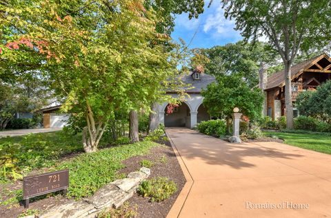 721 Lenox Road Glen Ellyn IL 60137