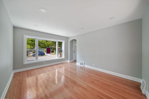 Tiny photo for 14309 S Wabash Avenue, Riverdale, IL 60827 (MLS # 12488554)
