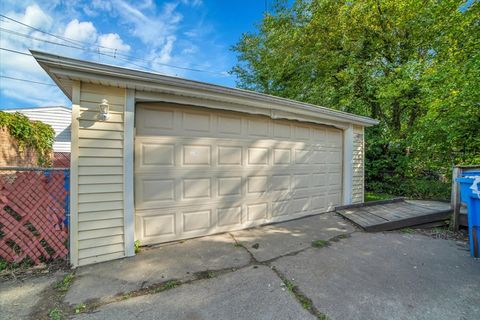 Tiny photo for 2546 W 115th Street, Chicago, IL 60655 (MLS # 12537319)