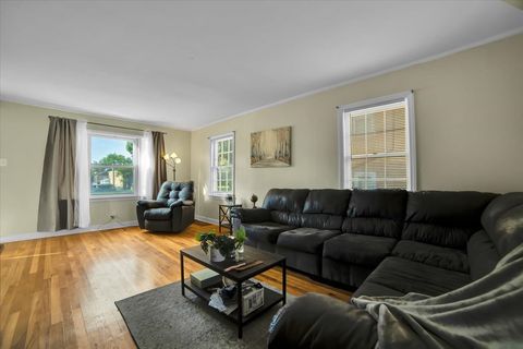 Tiny photo for 2546 W 115th Street, Chicago, IL 60655 (MLS # 12537319)