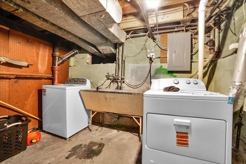 Tiny photo for 2546 W 115th Street, Chicago, IL 60655 (MLS # 12537319)