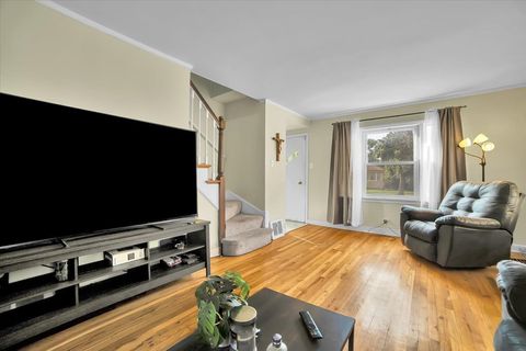 Tiny photo for 2546 W 115th Street, Chicago, IL 60655 (MLS # 12537319)
