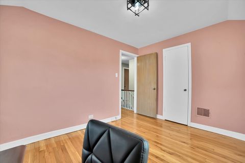 Tiny photo for 2546 W 115th Street, Chicago, IL 60655 (MLS # 12537319)