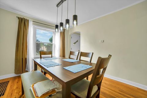 Tiny photo for 2546 W 115th Street, Chicago, IL 60655 (MLS # 12537319)