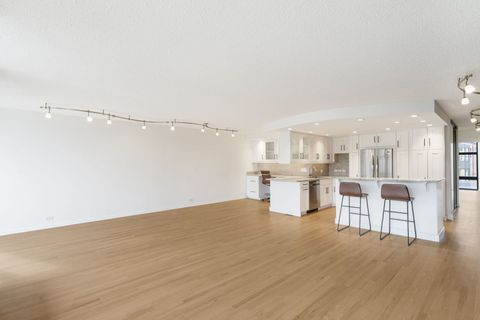 Tiny photo for 1920 N Clark Street #3A, Chicago, IL 60614 (MLS # 12607956)