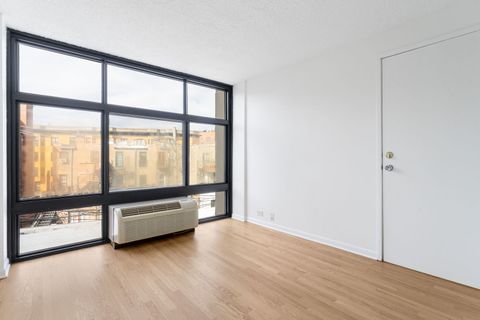 Tiny photo for 1920 N Clark Street #3A, Chicago, IL 60614 (MLS # 12607956)