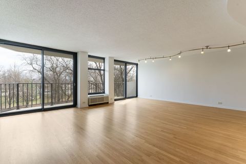 Tiny photo for 1920 N Clark Street #3A, Chicago, IL 60614 (MLS # 12607956)