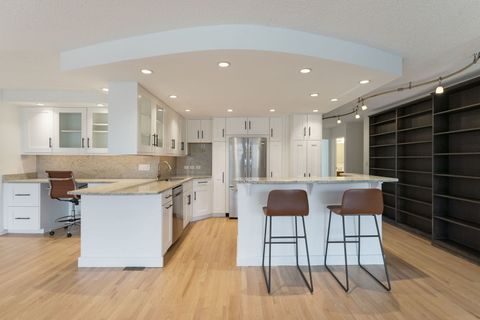 Tiny photo for 1920 N Clark Street #3A, Chicago, IL 60614 (MLS # 12607956)