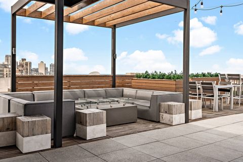 Tiny photo for 1920 N Clark Street #3A, Chicago, IL 60614 (MLS # 12607956)