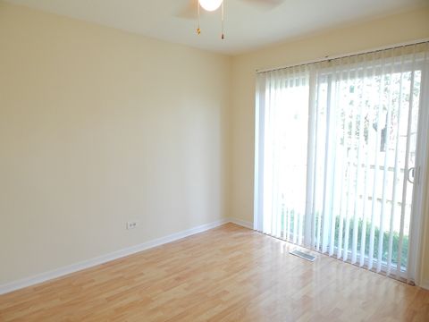 Tiny photo for 727 Nantucket Way, Island Lake, IL 60042 (MLS # 12537074)