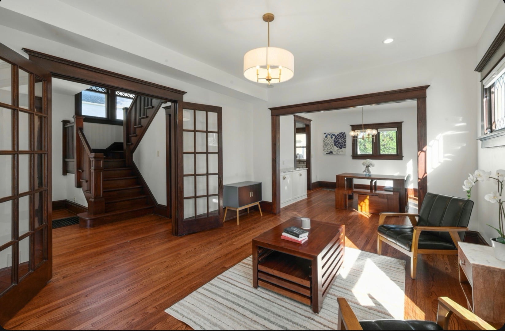 122 S 5th Street