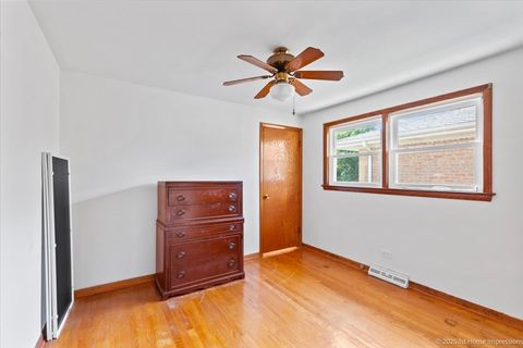 Tiny photo for 11214 S Sacramento Avenue, Chicago, IL 60655 (MLS # 12445997)