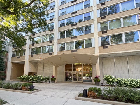 Photo of 336 W Wellington Avenue #1901, Chicago, IL 60657 (MLS # 12715517)