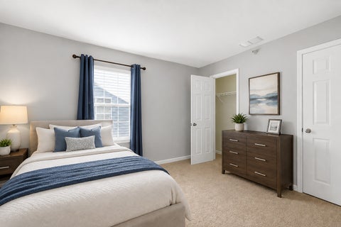Tiny photo for 1304 Orleans Drive #1304, Mundelein, IL 60060 (MLS # 12743370)