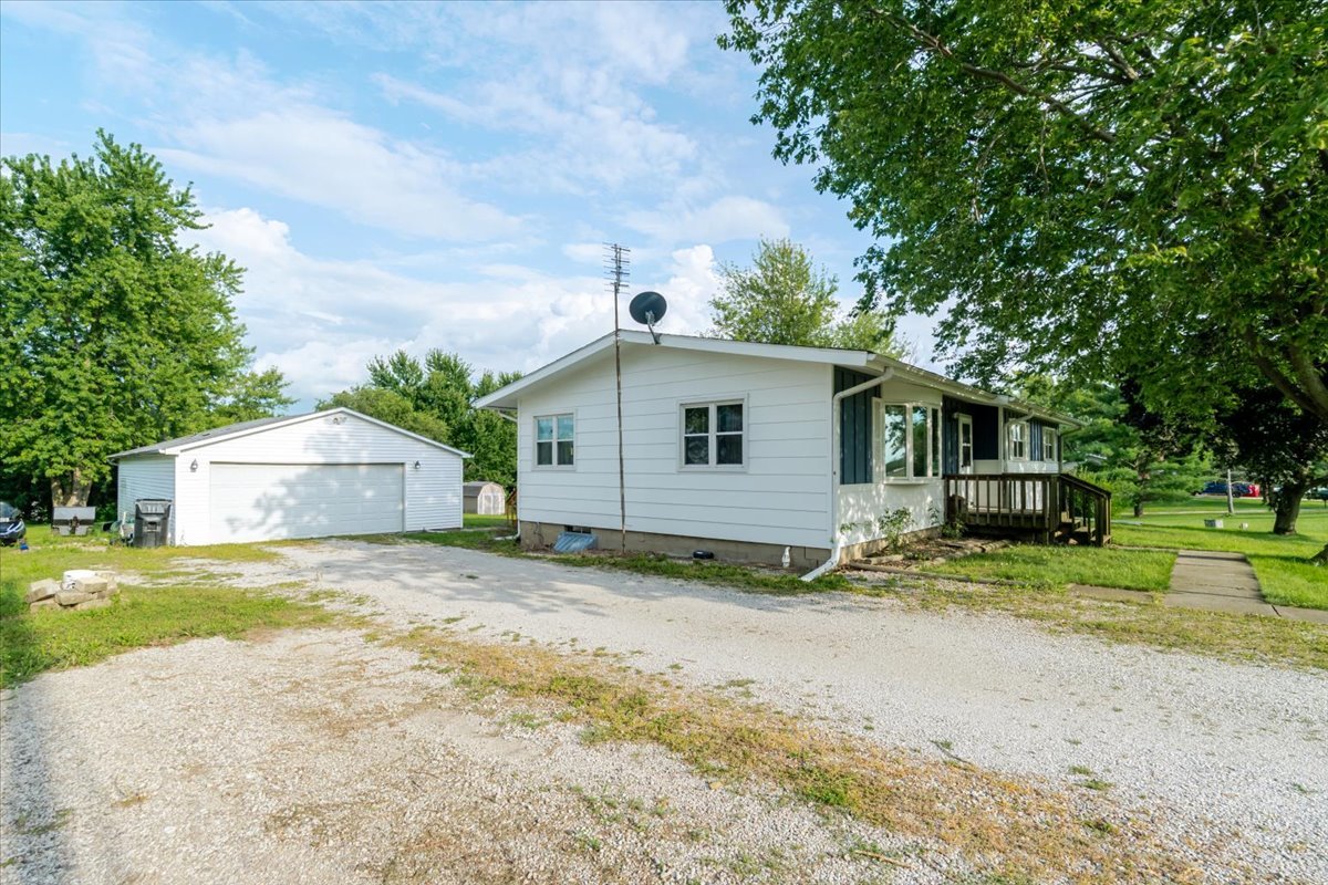25203 N 2175 East Road