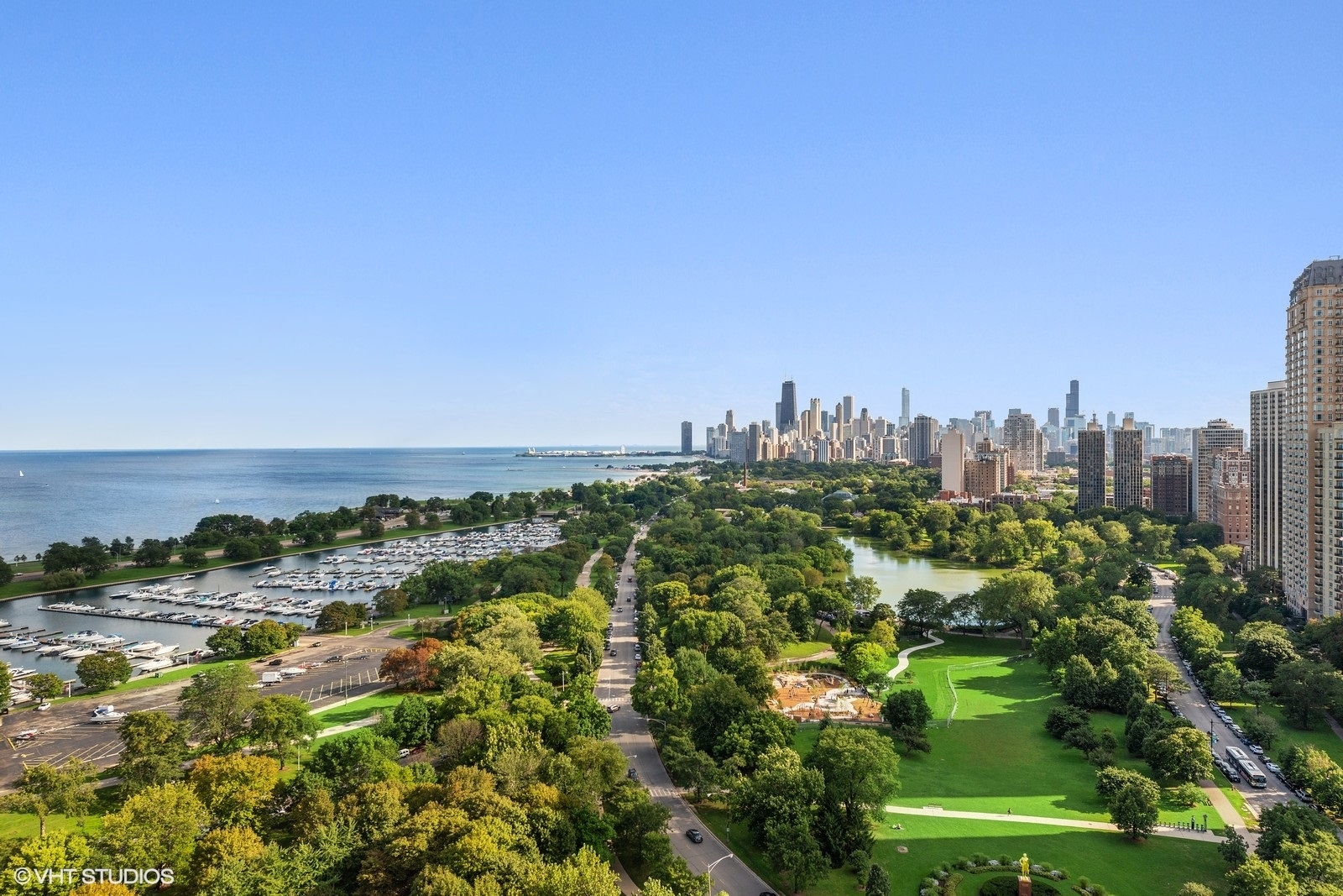 330 W Diversey Parkway 2701