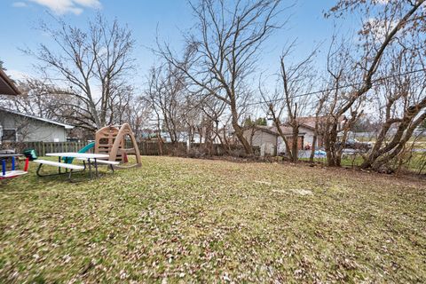 Tiny photo for 1425 Washington Street, Lake In The Hills, IL 60156 (MLS # 12531688)