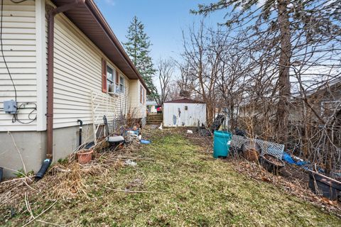Tiny photo for 1425 Washington Street, Lake In The Hills, IL 60156 (MLS # 12531688)