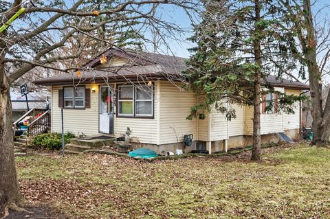 Tiny photo for 1425 Washington Street, Lake In The Hills, IL 60156 (MLS # 12531688)