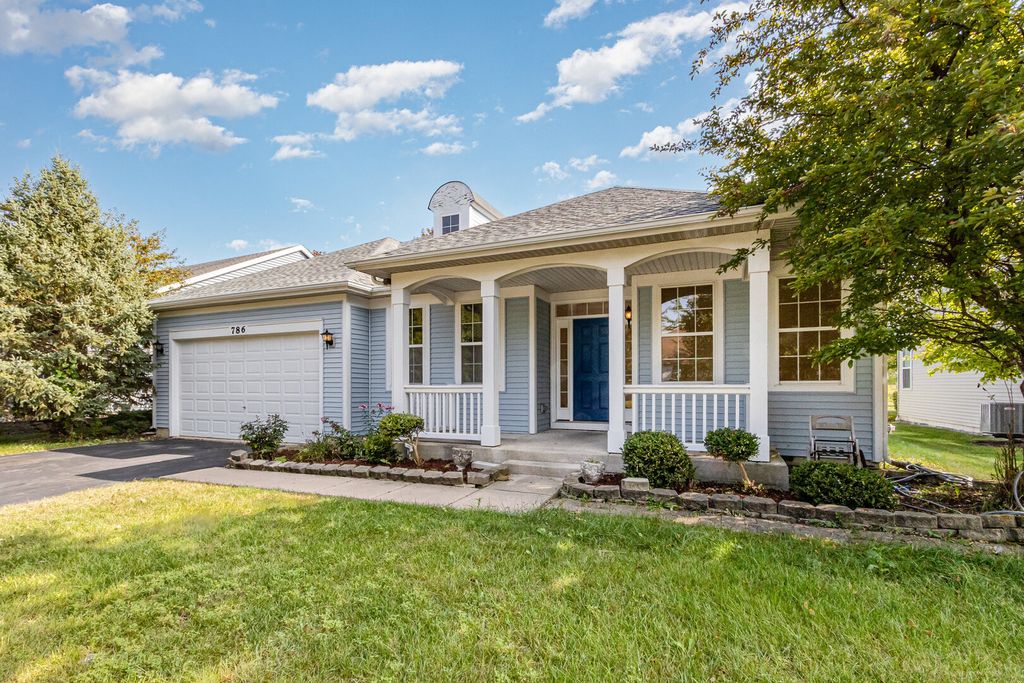 Photo for 786 Bohannon Circle, Oswego, IL 60543 (MLS # 12467742)