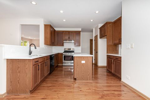 Tiny photo for 786 Bohannon Circle, Oswego, IL 60543 (MLS # 12467742)