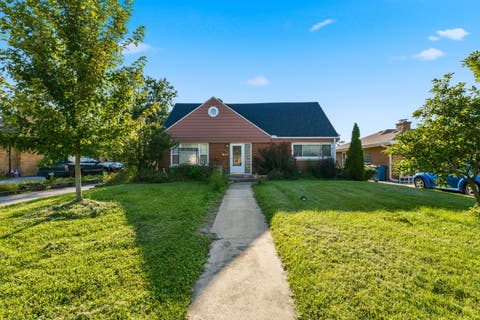 Tiny photo for 842 N Memorial Drive, Chicago Heights, IL 60411 (MLS # 12740508)