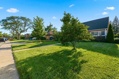 Tiny photo for 842 N Memorial Drive, Chicago Heights, IL 60411 (MLS # 12740508)