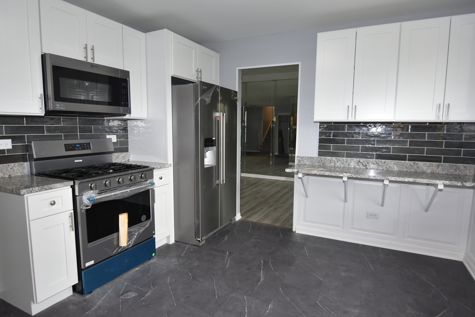 6125 Sunflower Drive