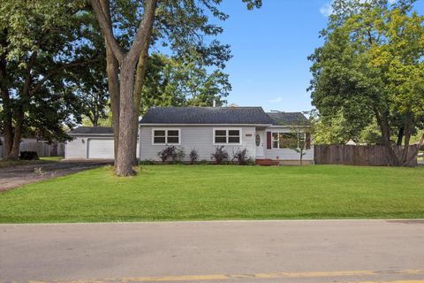 Tiny photo for 33448 N Greentree Road, Grayslake, IL 60030 (MLS # 12479140)