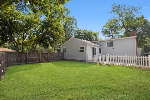 Tiny photo for 33448 N Greentree Road, Grayslake, IL 60030 (MLS # 12479140)