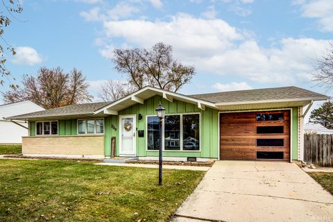 Photo of 709 Cascade Avenue, Romeoville, IL 60441 (MLS # 12521360)