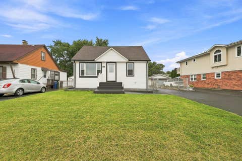 Photo of 9524 Nashville Avenue, Oak Lawn, IL 60453 (MLS # 12716795)