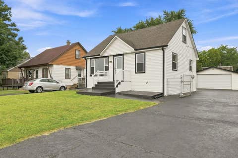 Tiny photo for 9524 Nashville Avenue, Oak Lawn, IL 60453 (MLS # 12716795)