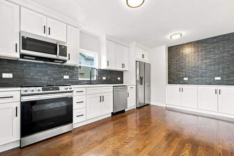Tiny photo for 9524 Nashville Avenue, Oak Lawn, IL 60453 (MLS # 12716795)