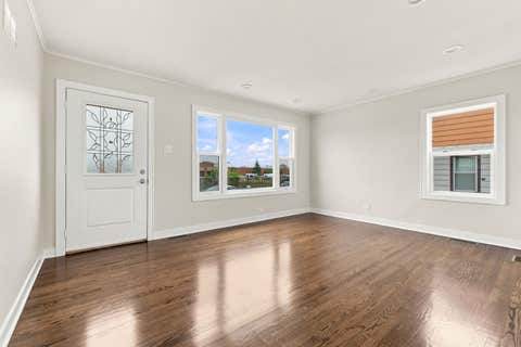 Tiny photo for 9524 Nashville Avenue, Oak Lawn, IL 60453 (MLS # 12716795)