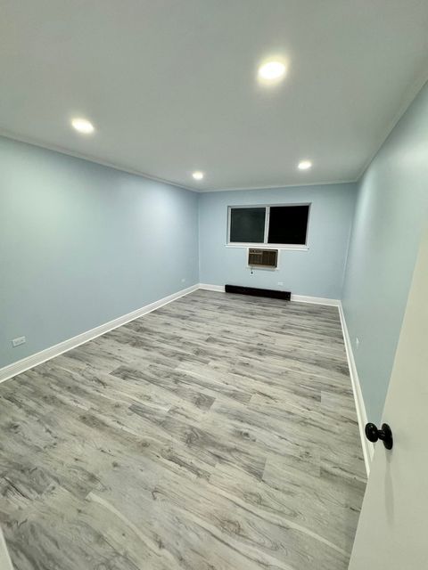 Tiny photo for 830 E Old Willow Road #8-107, Prospect Heights, IL 60070 (MLS # 12506936)